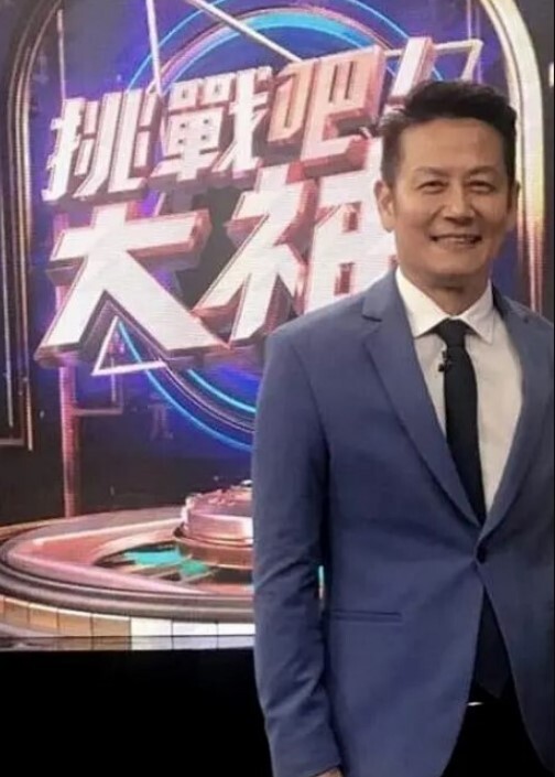肉感肥臀大奶骚货和精瘦小伙激情啪啪 - 摸摸探探