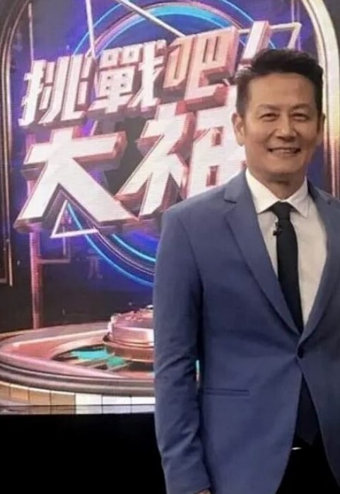 极品良家少妇女子SPA私密保养摸胸模穴淫水留了很多直接无套内射 - 摸摸探探